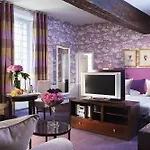 Отель Chateau De 4*