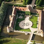 Chateau De 4* Вилье-ле-Майё