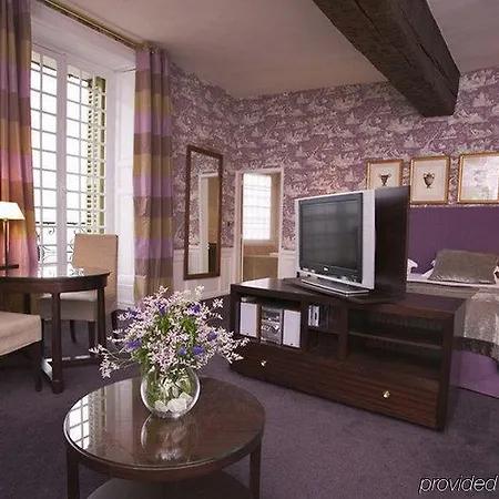 Hotel Chateau De