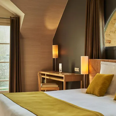Chateau De Отель 4*