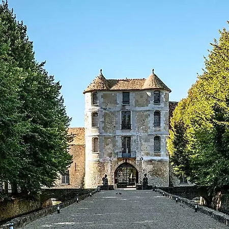 Chateau De Hotel