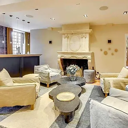 Chateau De 4*